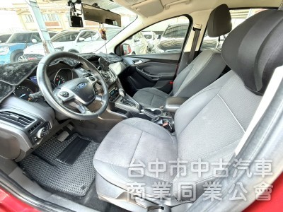 2013年 FORD Focus 5D 1.6 汽油時尚型 認證車 雙區恆溫 循跡防滑 空間大 高CP值的都會代步小車