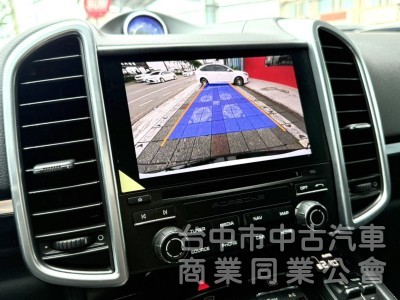 2017年式 Porsche Cayenne 3.6 白金限定版 總代理 原鈑件 個人化精裝選配 強悍的性能 暢快隨行