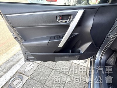 2018年 Toyota Altis 1.8 尊爵版 原鈑件 恆溫 I-Key 定速 盲點 最保值妥善率高的國民房車