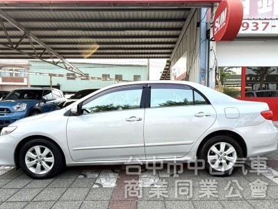 2012年 Toyota Altis 1.8 E版 原鈑件 超低里程 僅跑8萬 恆溫 定速 車況超優好保養 通勤代步首選