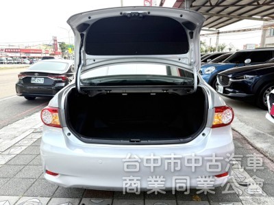 2012年 Toyota Altis 1.8 E版 原鈑件 超低里程 僅跑8萬 恆溫 定速 車況超優好保養 通勤代步首選