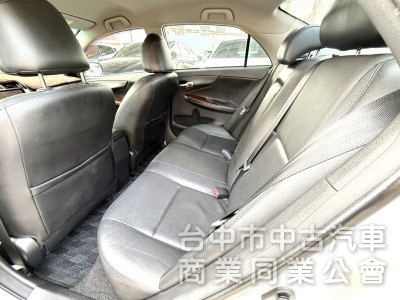 2012年 Toyota Altis 1.8 E版 原鈑件 超低里程 僅跑8萬 恆溫 定速 車況超優好保養 通勤代步首選