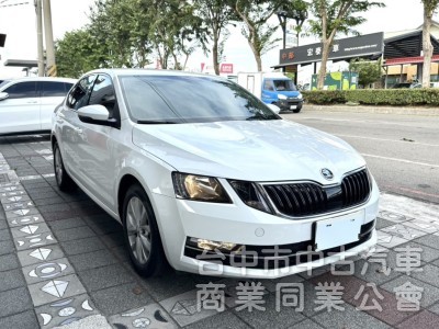 2019年式 SKODA Octavia 1.0 TSI 豪華動能版 一手車 里程6萬 雙區恆溫 皮椅 都會優質代步小車