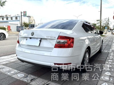 2019年式 SKODA Octavia 1.0 TSI 豪華動能版 一手車 里程6萬 雙區恆溫 皮椅 都會優質代步小車