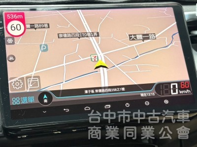 2017年式 Honda HR-V 1.8 頂級S版 原鈑件 僅跑5萬 加購環景系統 換檔撥片 適合小家庭跨界輕休旅