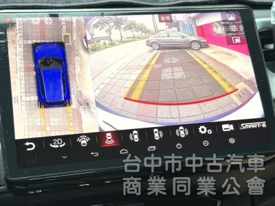 2017年式 Honda HR-V 1.8 頂級S版 原鈑件 僅跑5萬 加購環景系統 換檔撥片 適合小家庭跨界輕休旅