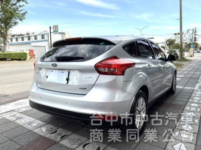 2016年 Ford Focus 5D 1.5T 汽油時尚型 原鈑件 定速 渦輪增壓 換檔撥片 省油實用 便宜輕鬆入手