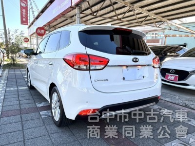 2019年 KIA Carens 2.0 汽油旗艦版 原鈑件 里程5萬 全景天窗 環景 盲點 舒適大空間 高顏值跨界休旅