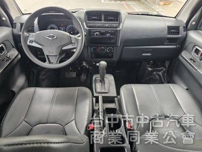 2022年 菱利 A180 廂車(自排) 8人座 原鈑件 里程4萬 加裝車頂置放架 空間大 家庭出遊 公司用車都適宜