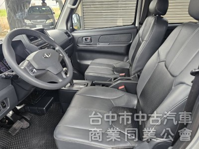 2022年 菱利 A180 廂車(自排) 8人座 原鈑件 里程4萬 加裝車頂置放架 空間大 家庭出遊 公司用車都適宜