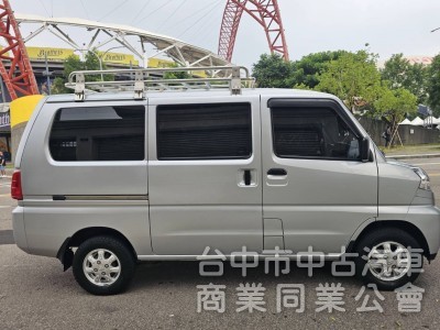 2022年 菱利 A180 廂車(自排) 8人座 原鈑件 里程4萬 加裝車頂置放架 空間大 家庭出遊 公司用車都適宜