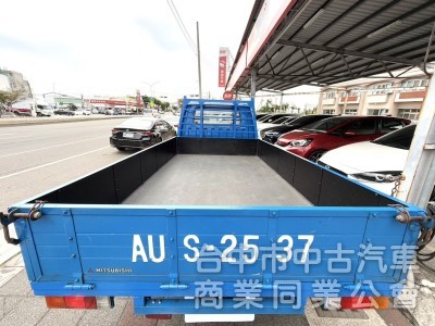 2017年 中華 得利卡 2.4 手排 貨車 原鈑件 只跑9萬公里 車況好 引擎硬挺 好開有力 創業的好幫手