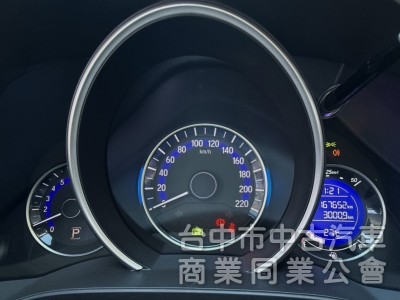 2015年 Honda Fit 1.5 VTi-S 認證車 恆溫 換檔撥片 定速 影音 都會靈巧代步小車