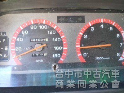 04中華得利卡框式油壓尾門 