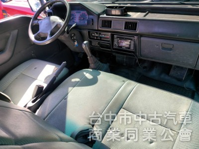 04中華得利卡框式油壓尾門 