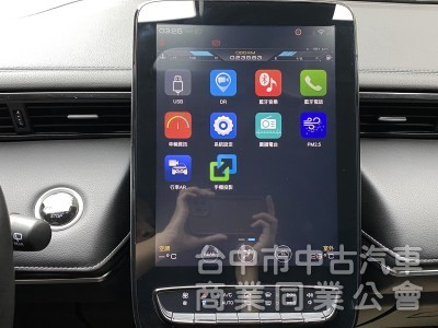 2021 Luxgen URX 7人健康樂活版　伸縮斜坡板／7人座／ACC／環景／腳踢尾門／抬顯／出遊福祉都能用！