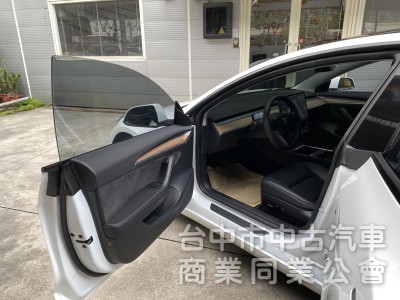 2021 Tesla Model 3 Standard Range Plus　平價入門／原鈑件／第三方認證