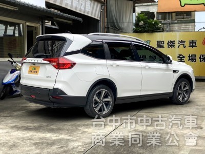 2022 Luxgen URX 7人 全景樂活版　原廠斜坡板／全景天窗／ACC／環景／腳踢尾門／抬顯／出遊福祉輪椅