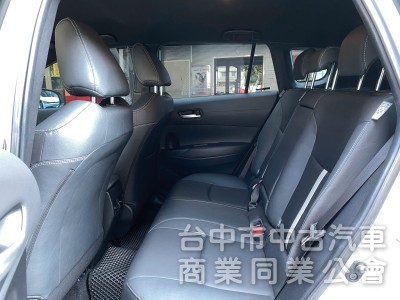 2023 Toyota Corolla Cross 1.8 GR Sport　僅跑8400km／原鈑件原漆／原廠保固中