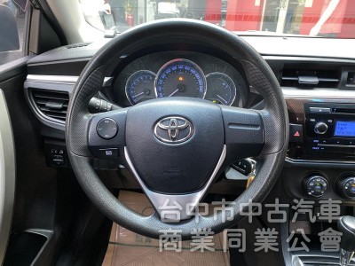 2016 Toyota Corolla Altis 1.8雅緻版　倒車顯影／好開好順／耐操省油／代步實用車