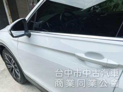 2020 Tiguan 280 TSI　原鈑件/里程保證/原廠保養/ACC跟車/電尾腳踢/數位儀錶板/環景/盲點