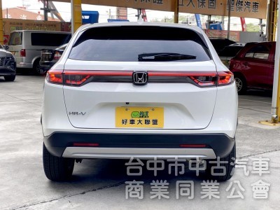 2022 HR-V Prestige尊榮版　一手女用車／原鈑件／原廠保養／電尾門／Carplay／無線充