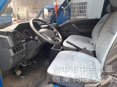 拼俗價  2009年式 DELICA 篷式貨車  里程只跑8多萬公里 極佳車況  搶購中....            