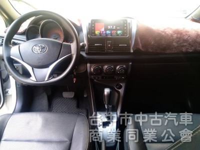 拼俗價  YARIS  17年式  里程只跑7萬  仕女最愛  優質 美車   .....  .            