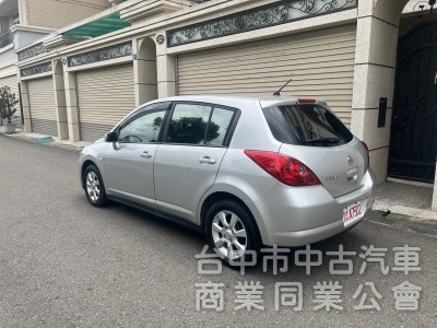 2010出廠2011車型Nissan Tiida