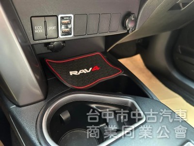 2017 TOYOTA RAV4 尊爵版  2.0L  原鈑件 ACC