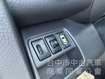 【 2009 TOYOTA RAV4 2.4 G 尊貴版 】  #原鈑件