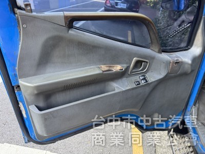 伸縮篷布 油壓尾門 各位老闆快買回去賺錢~