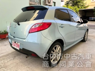 2011  馬自達2  掀背小車 Ikey 安卓機