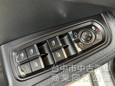 保時捷 Macan 2.0 低里程 豪華選配
