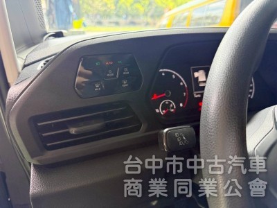 大空間合法貨車｜福斯 CADDY MAXI 手排長軸 2人座｜原廠里程保證