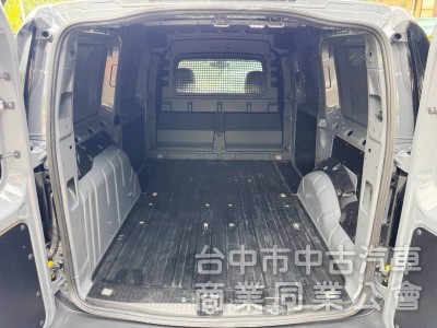 大空間合法貨車｜福斯 CADDY MAXI 手排長軸 2人座｜原廠里程保證