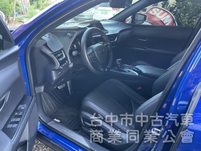 一手車低里程｜稀有UX200 F SPORT頂規勁化版
