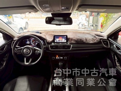 2018 馬自達 馬3 2.0 旗艦型｜魂動紅・低里程6萬・頂級安全滿配