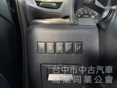 2017年 Toyota Alphard 3.5 Executive Lounge