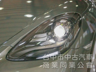 2022 Porsche 718 Cayman