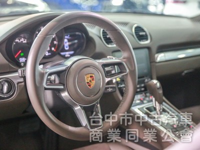 2022 Porsche 718 Cayman