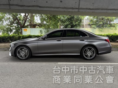 2019 M-Benz E-Class Sedan E300運動版