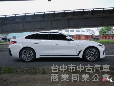 2022 BMW 4-Series Gran Coupé 420i M Sport 白色