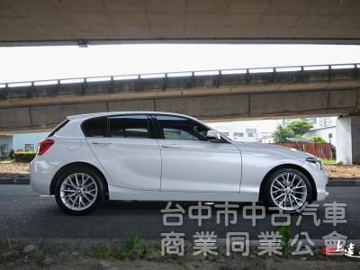 2018 BMW 1-Series Hatchback 118i 白色