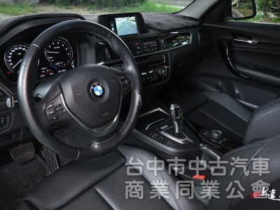 2018 BMW 1-Series Hatchback 118i 白色