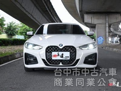 2021 BMW 4-Series Coupe 420i M Sport 白色