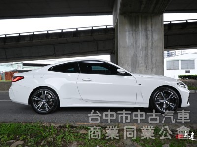 2021 BMW 4-Series Coupe 420i M Sport 白色