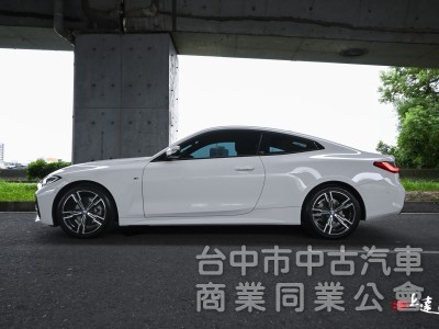 2021 BMW 4-Series Coupe 420i M Sport 白色