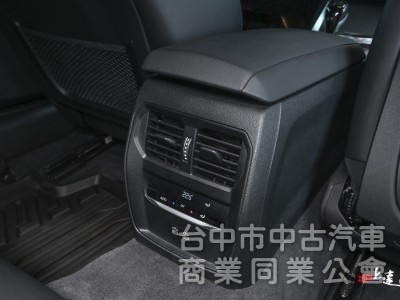 2021 BMW 4-Series Coupe 420i M Sport 白色