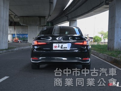 2020 Lexus ES 300h旗艦版